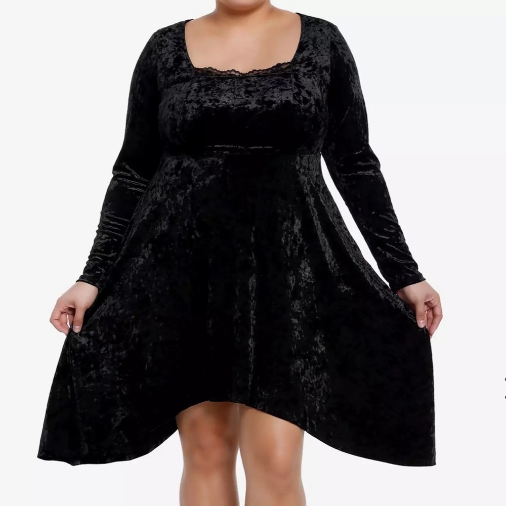 Hot Topic 2X Cosmic Aura Black Velvet Lace Whimsigoth Long-Sleeve Dress NEW